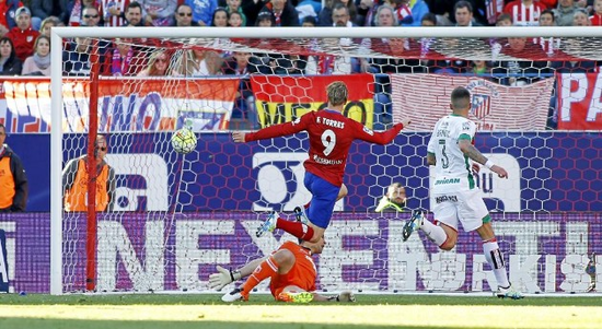 西甲综述-托雷斯单刀破门 马竞3-0积分追平巴萨