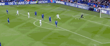 乌略亚打入自己的第二球