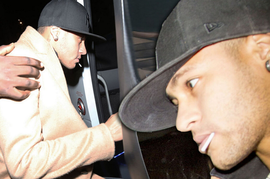 内马尔又去夜店玩通宵！