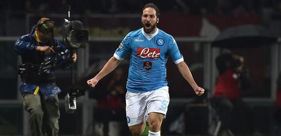 意甲-伊瓜因进球那不勒斯2-1 克洛泽助拉齐奥3-1