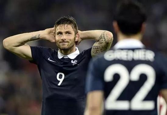 欧洲9号中锋难觅?都赖职业足球精英化培训太系统