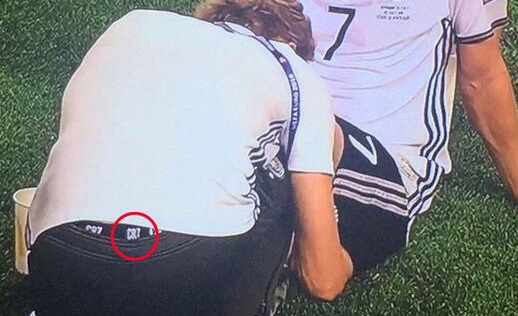 【落点】替补席都是些什么人 主帅火了怒打领队