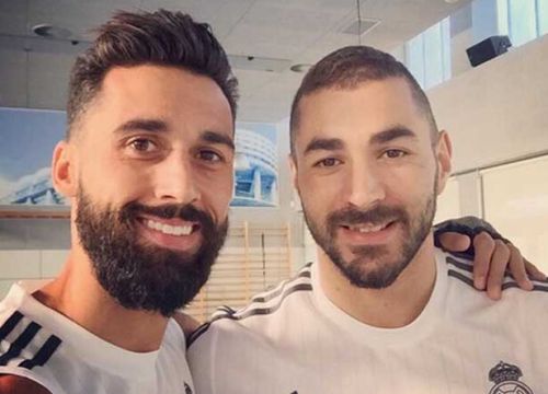 耿直boy!阿韦罗亚讽刺法国丢冠:叫你不带本泽马