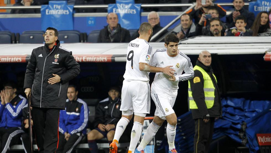 皇马欧超杯将打双中锋？