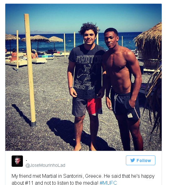 马夏尔重新关注曼联账号 告诫球迷:别听媒体BB